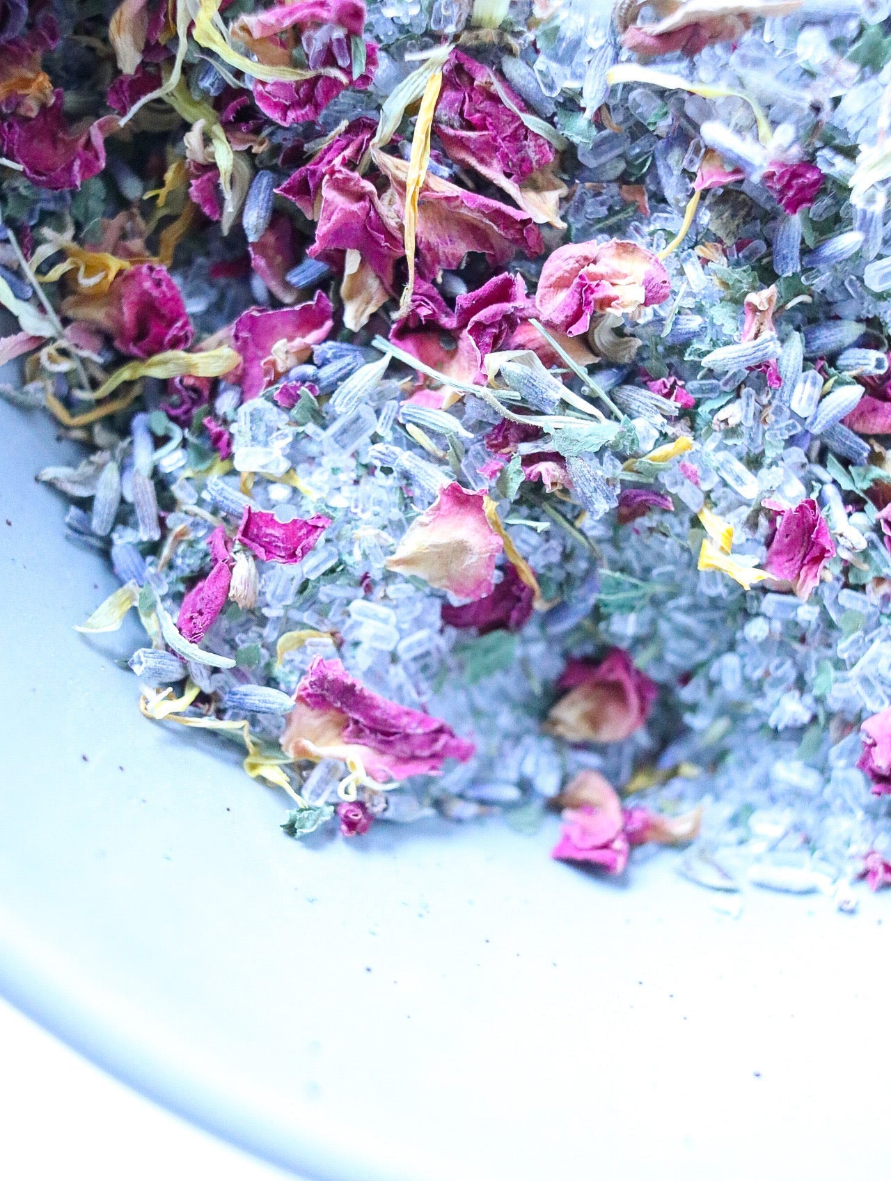 Itchy Paw Soak - Calm Paws Herbal Epsom Salt Blend 
